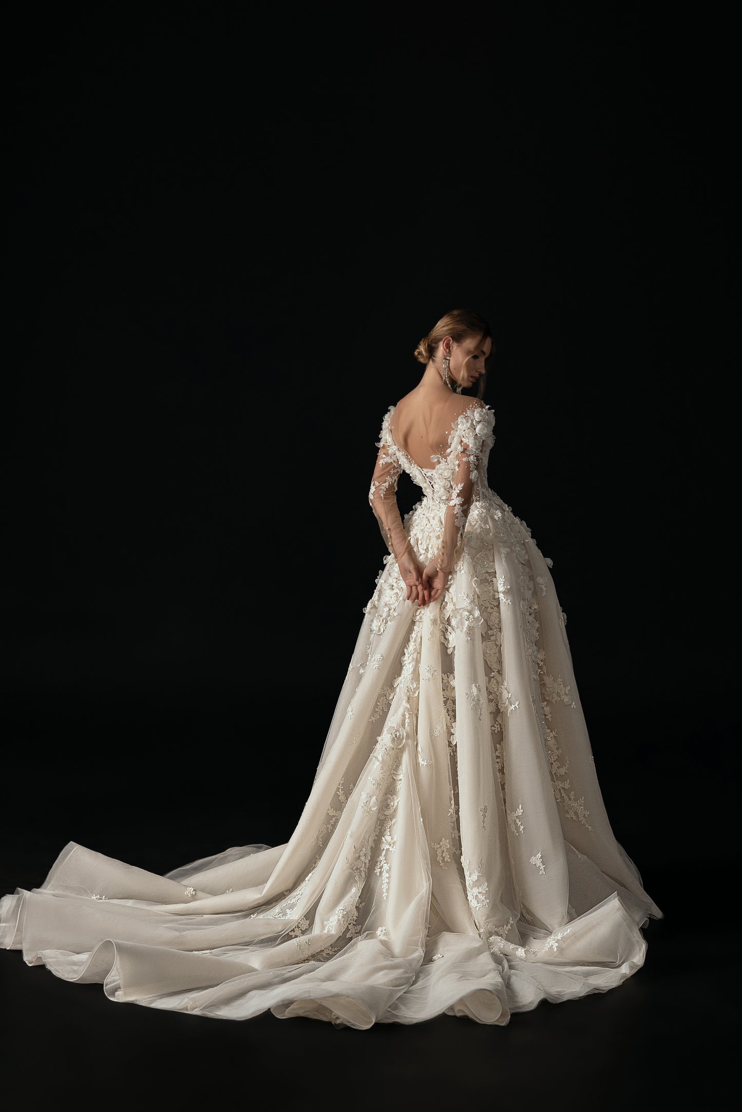 Inez Verdoorn — wedding dress by Innocentia