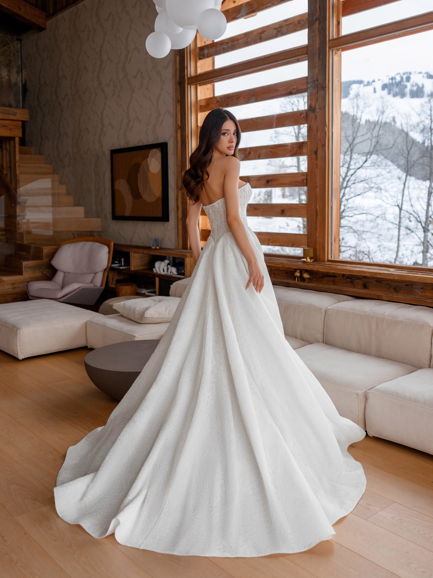 Ninon — wedding dress by Innocentia