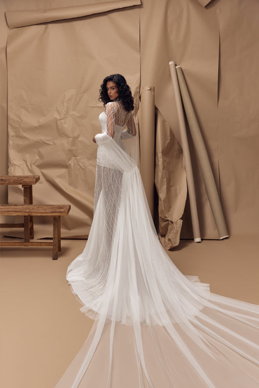 Caroline Otero — wedding dress by Innocentia