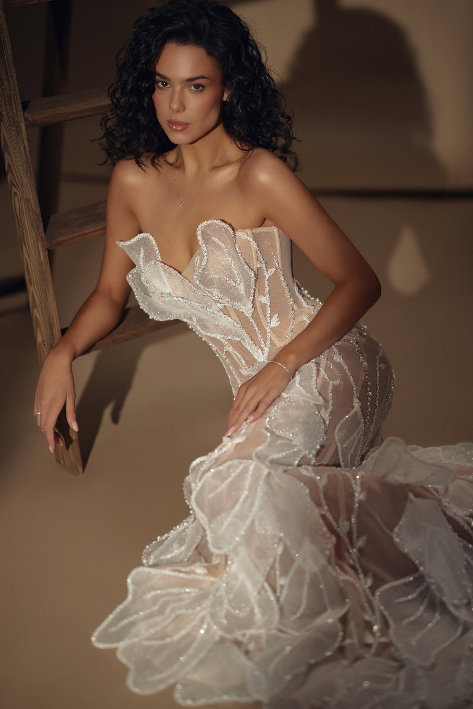 Laura de Noves — wedding dress by Innocentia