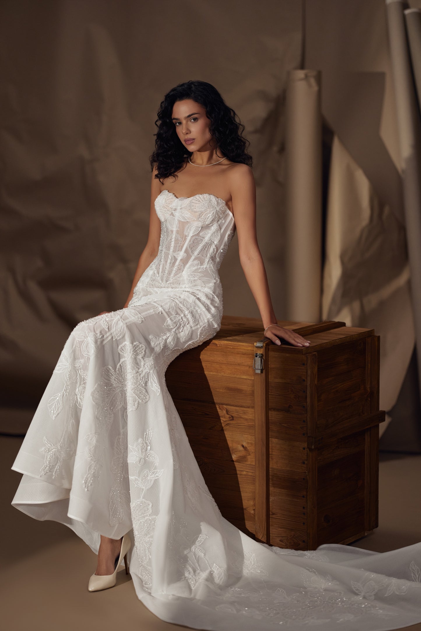 Victorine Meurent — wedding dress by Innocentia