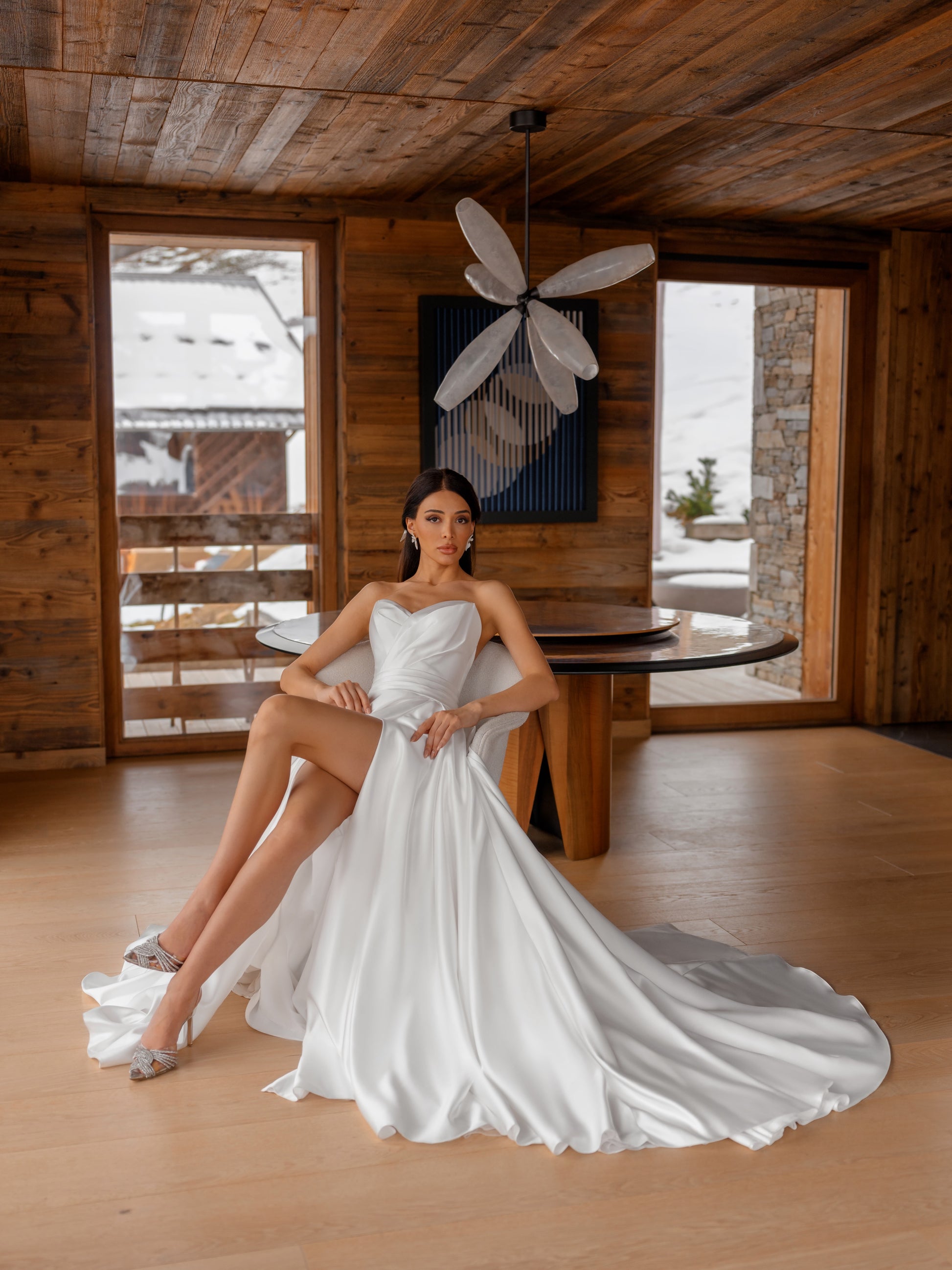Alba — wedding dress by Innocentia