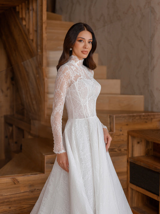 Apolline — wedding dress by Innocentia