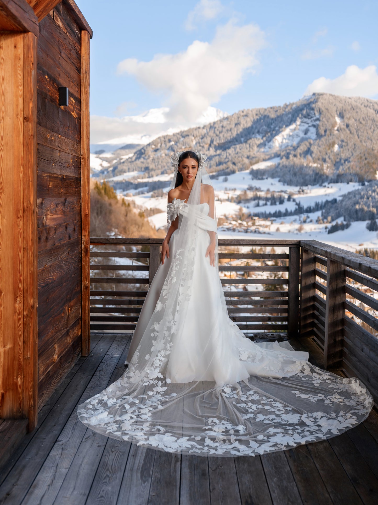 Berenice — wedding dress by Innocentia