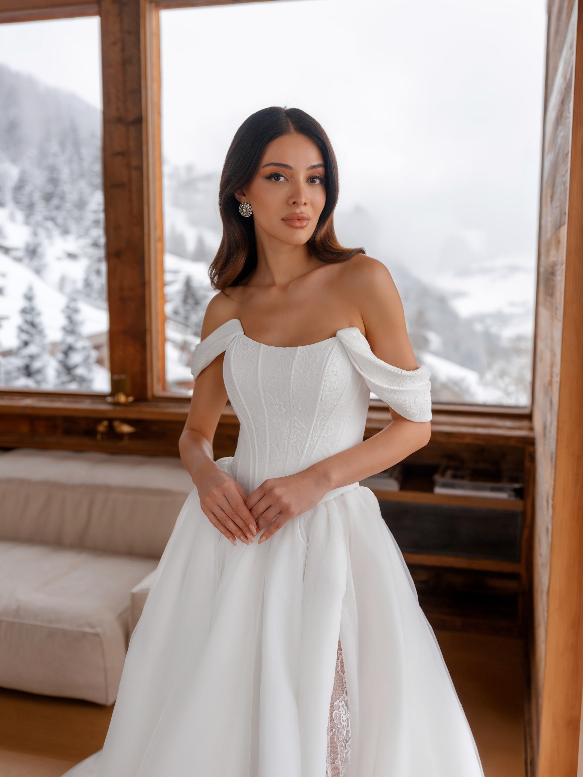 Clemence — wedding dress by Innocentia