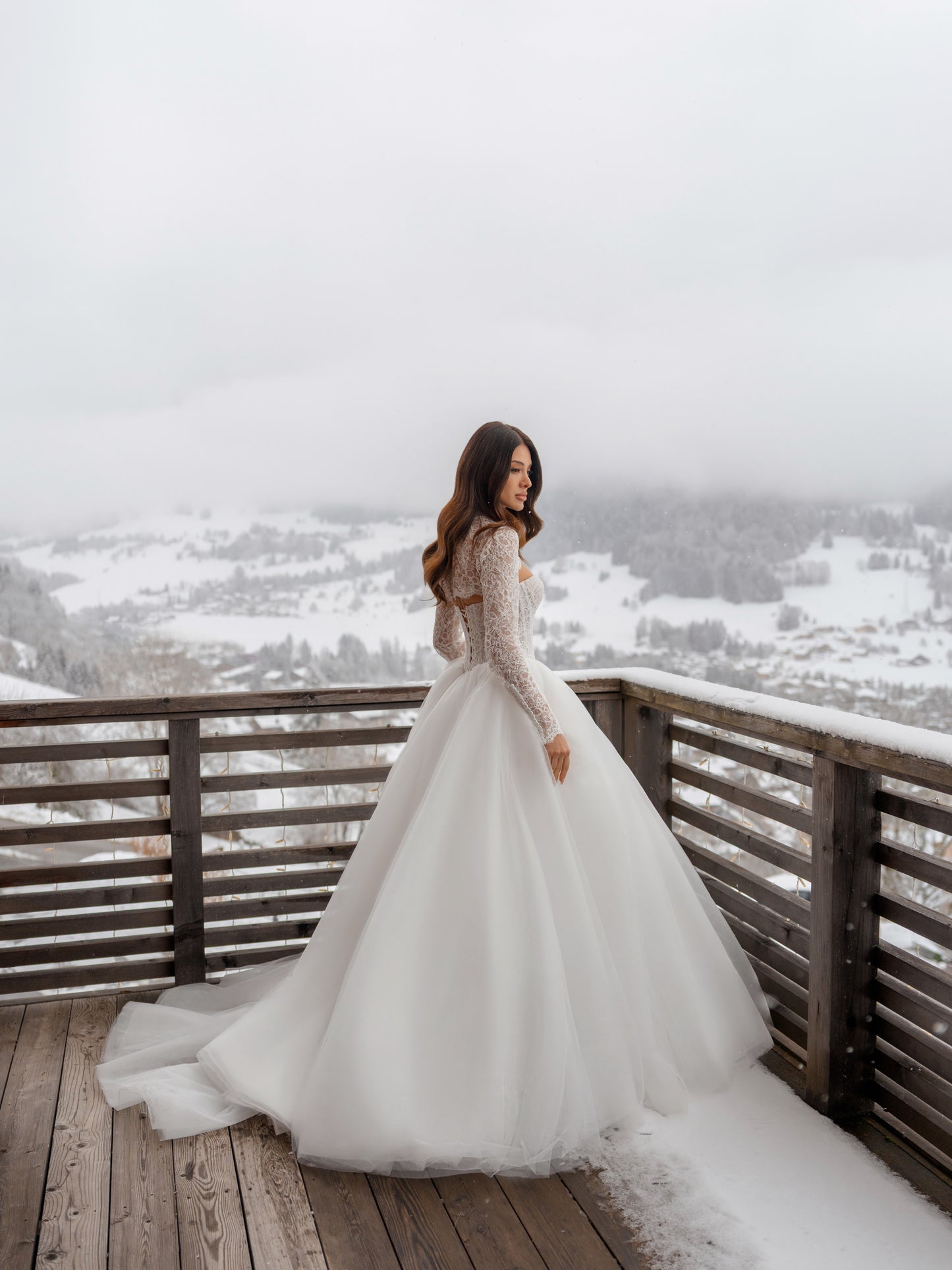 Ines — wedding dress by Innocentia