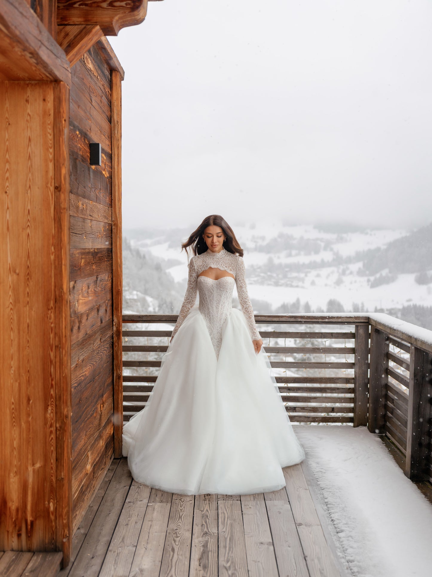 Ines — wedding dress by Innocentia