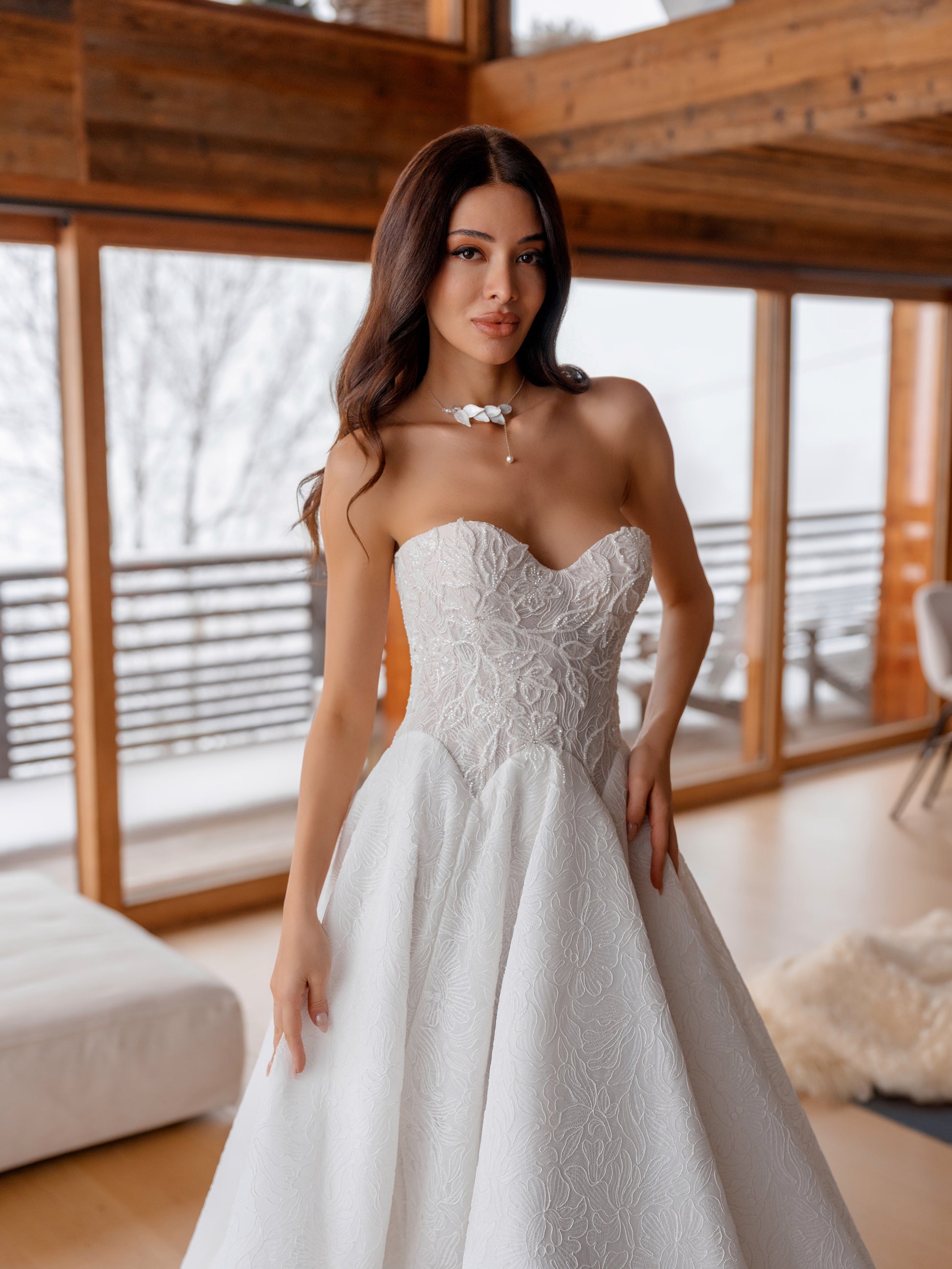 Ninon — wedding dress by Innocentia